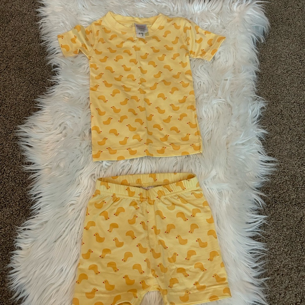Hanna Anderson Yellow Duck Print Pajama Set
